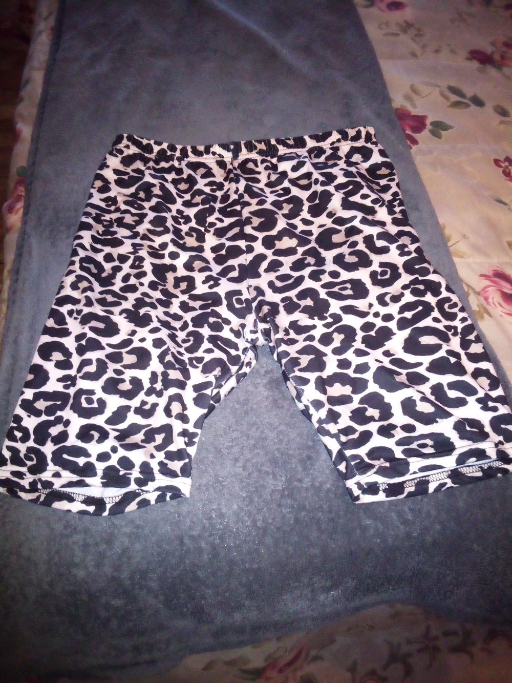 Black and White Leopard Print Bike Shorts